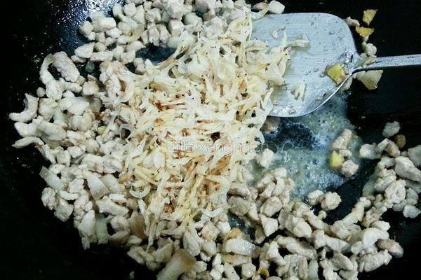 梅干菜炒肉末的做法图解5