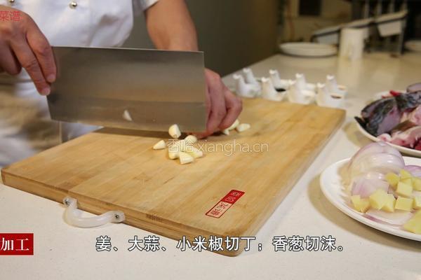 生焗鲜鱼块的做法图解2