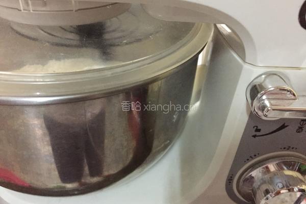 香甜软面包的做法图解3