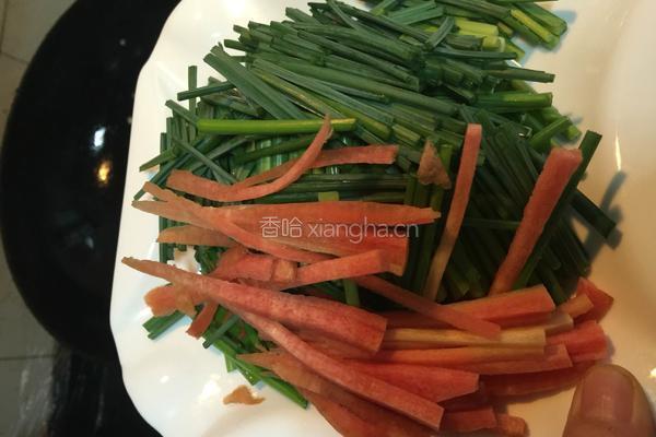 韭苔炒鸡蛋的做法图解3