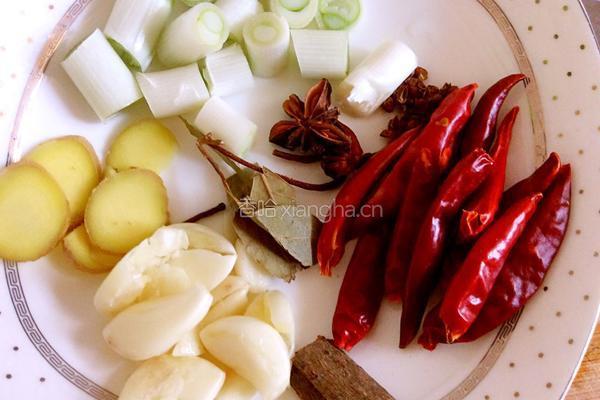 梅花肉焖小土豆的做法图解6