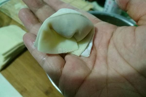 香菇鸡肉馄饨的做法图解8