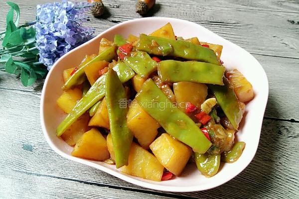 土豆炖豆角的做法图解12