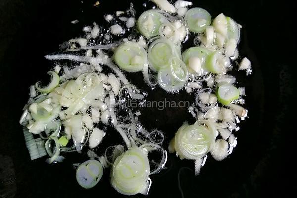土豆炖豆角的做法图解3