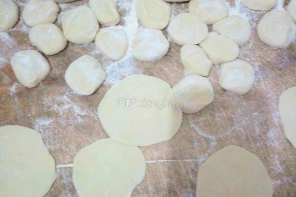 素三鲜水饺的做法图解1