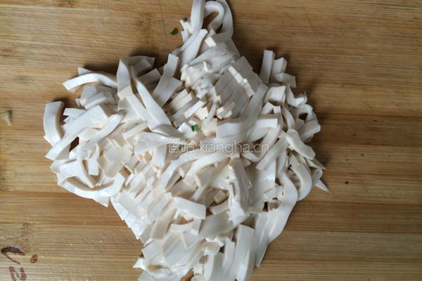 香菜豆腐汤的做法图解3