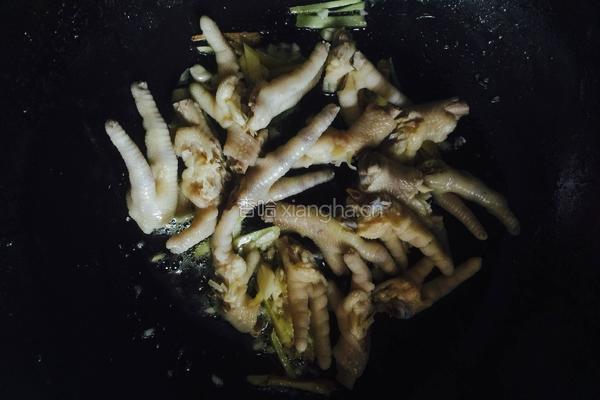 红烧凤爪（鸡爪）的做法图解5