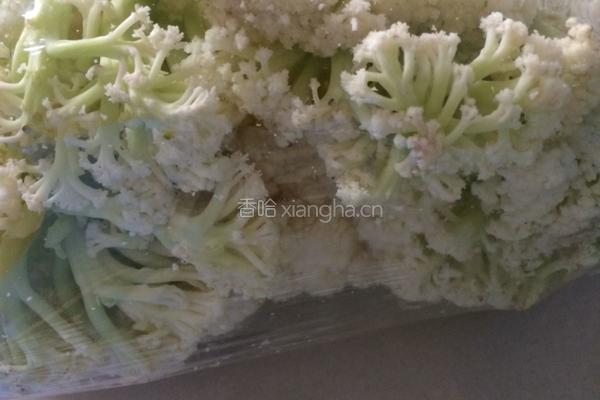 干煸有机花菜的做法图解1