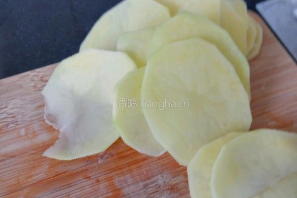 油煎土豆片的做法图解2