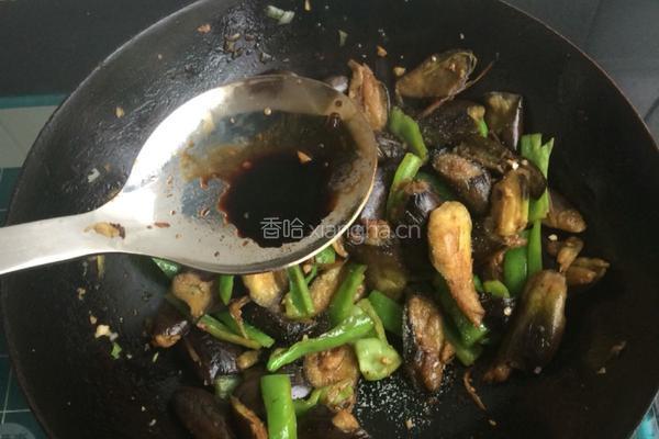 尖椒炒茄子的做法图解8