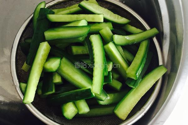 腌黄瓜的做法图解3
