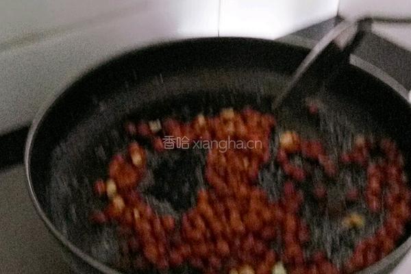 家常挂霜花生的做法图解4