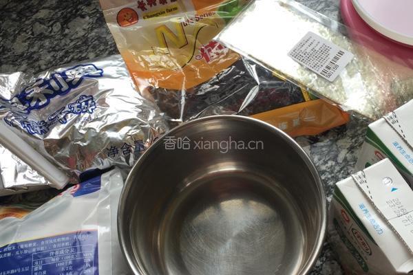 牛奶冰淇淋！的做法图解1