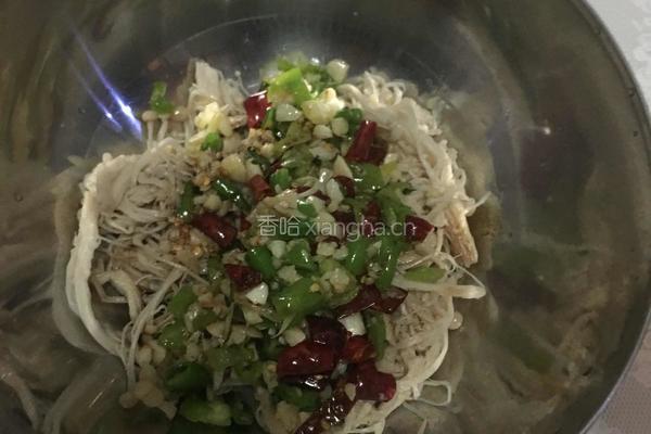 油泼金针菇的做法图解6