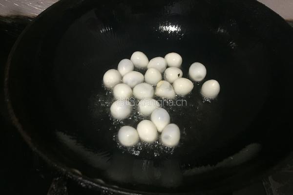 糖醋鹌鹑蛋的做法图解6