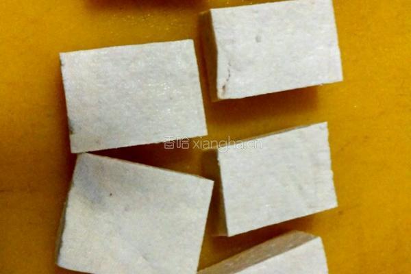茄汁豆腐的做法图解1