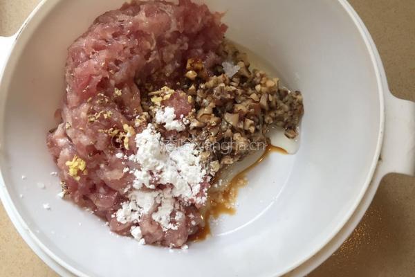番茄蒸肉饼的做法图解3