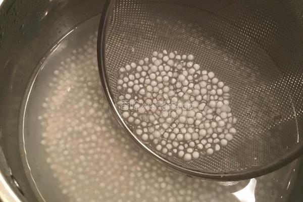椰汁香芋西米露的做法图解4