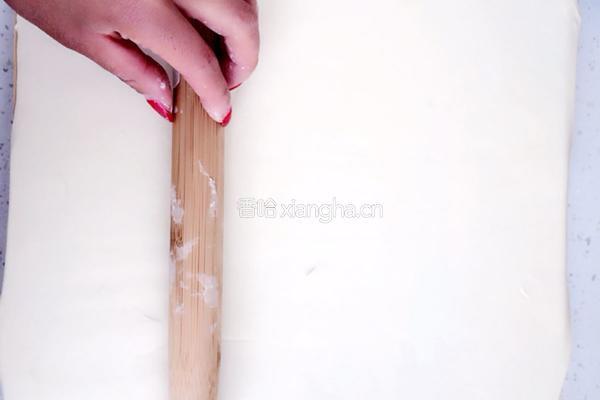 格格做的葱油饼的做法图解2