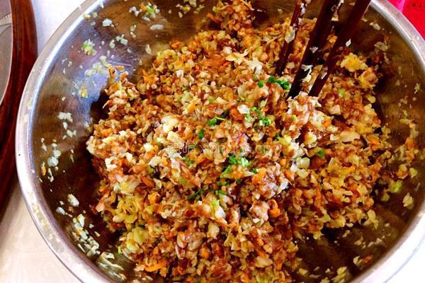 香菇包菜馄饨的做法图解4