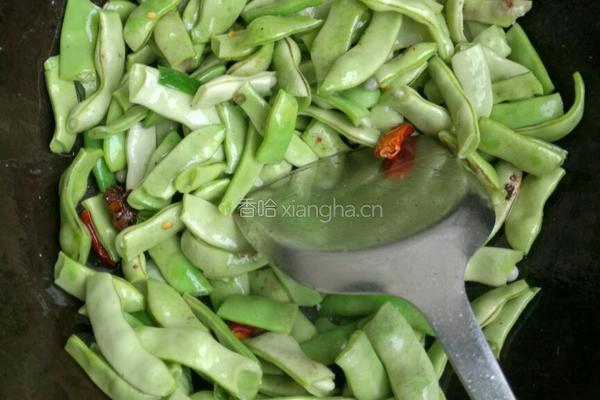 土豆炖豆角的做法图解4