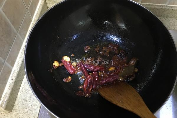 笋子烧牛肉的做法图解3