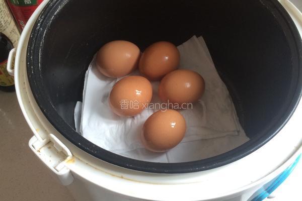 电饭煲煮鸡蛋的做法图解4