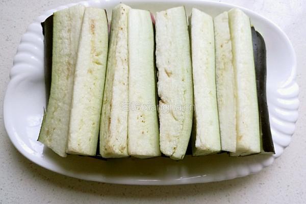 蒜泥拌蒸茄子的做法图解3