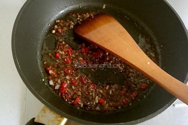 蒜泥拌蒸茄子的做法图解10