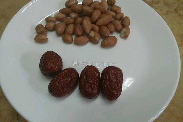狗脊花生凤爪汤的做法图解2
