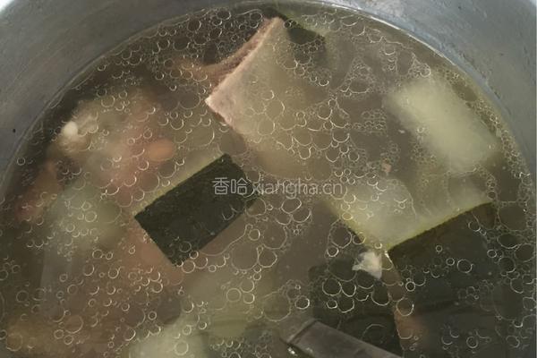 大骨冬瓜汤的做法图解5