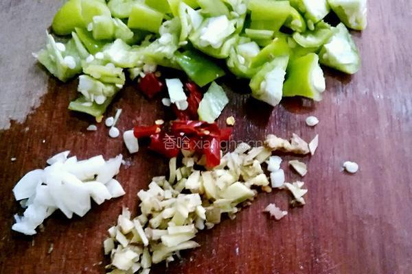 毛豆米肉丁的做法图解5
