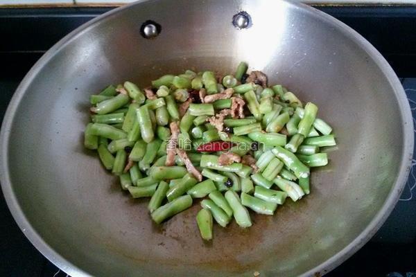 豆豉烧四季豆的做法图解8