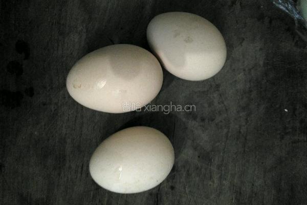 西红柿鸡蛋炒馒头的做法图解3