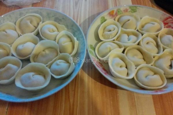 胡萝卜猪肉馅水饺的做法图解6