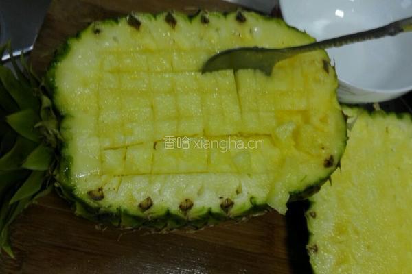 菠萝（凤梨）炒饭的做法图解3