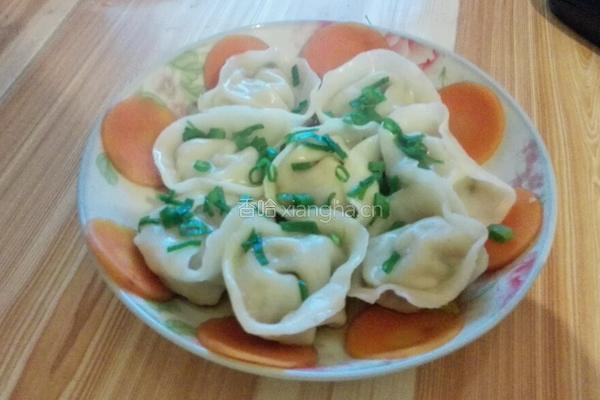胡萝卜猪肉馅水饺的做法图解9