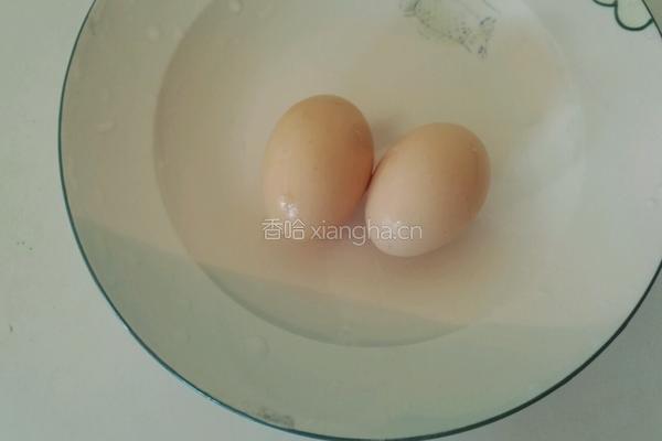 香葱胡萝卜鸡蛋羹的做法图解1