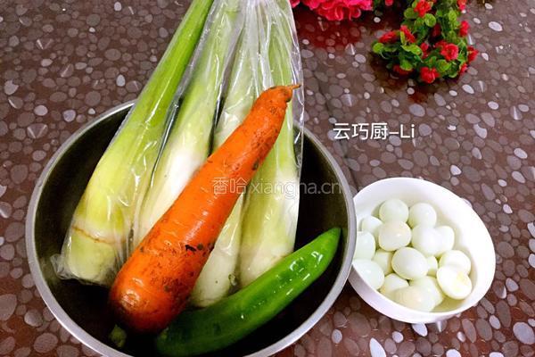 茭白蚝油炒鹌鹑蛋的做法图解1