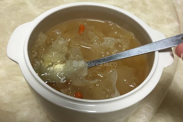 银耳莲子燕窝的做法图解4
