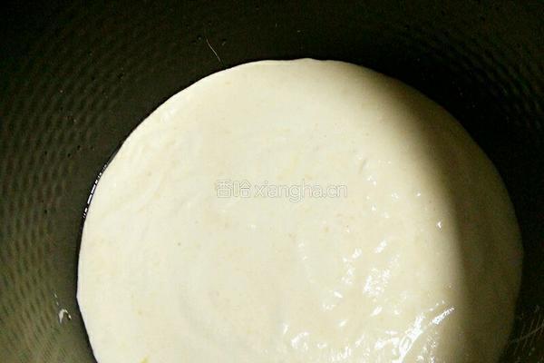 电饭煲版蛋糕的做法图解8