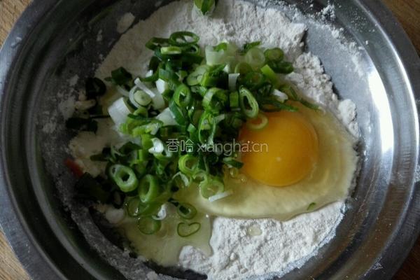 葱香火腿鸡蛋饼的做法图解4
