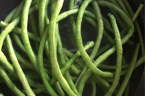 大盘茄子豆角的做法图解3