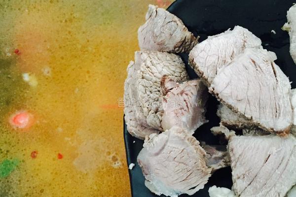 香菇牛肉面的做法图解4