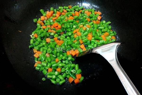 豆角鸡蛋面的做法图解5