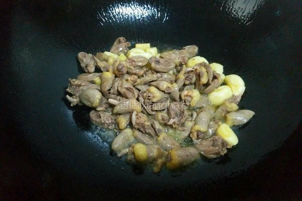 双椒炒鸡心的做法图解8
