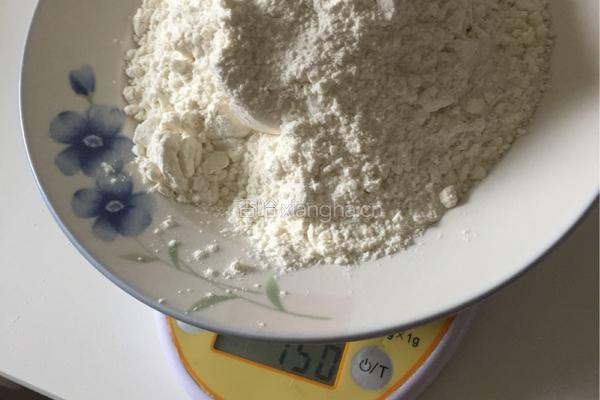 自制面皮的做法图解1