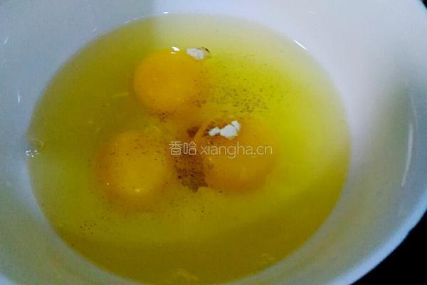 香椿煎鸡蛋的做法图解3