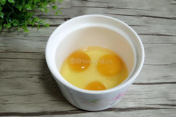 虾仁鸡蛋羹的做法图解2