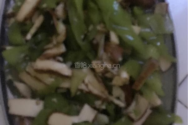 青椒炒五香干的做法图解7